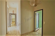 Appartamento di 107 mq. ca. in pieno centro con balcone